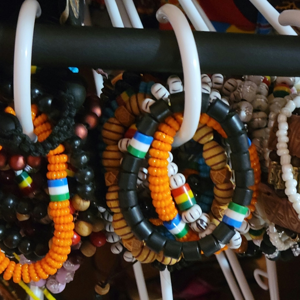 Single Hand Bead